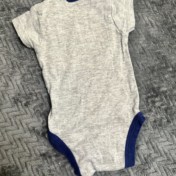 Mixed lot of 0-3 month short sleeve shirts - Picture 9 of 13